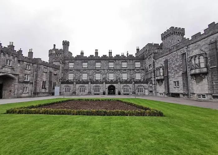 Apartment Tranquil Unit Close To Kells *