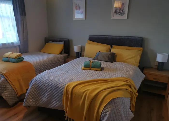 Tranquil Unit Close To Kells