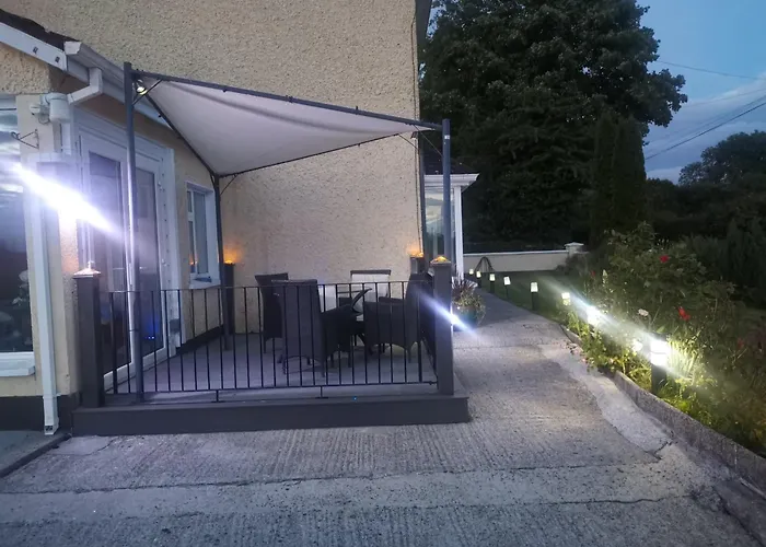 Tranquil Unit Close To Kells Apartamento *